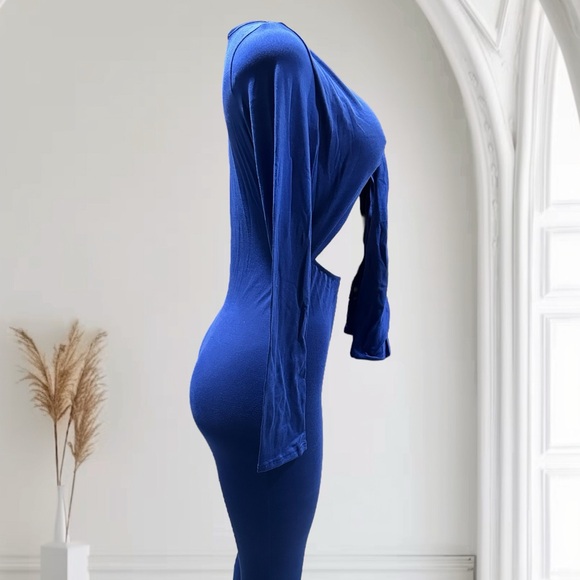 Jumpsuit - Picture 2 of 4